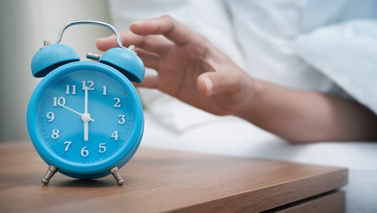 Morning Habits That Improve Focus and Energy (2025 Guide)